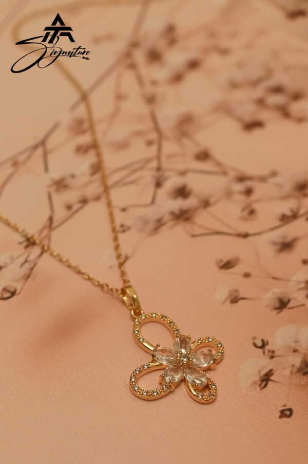 Golden Glow Crystal Flower Zircon Pendant Set - Image 2