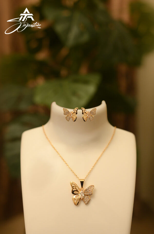 Gold Plated Zircon Butterfly pendant Set