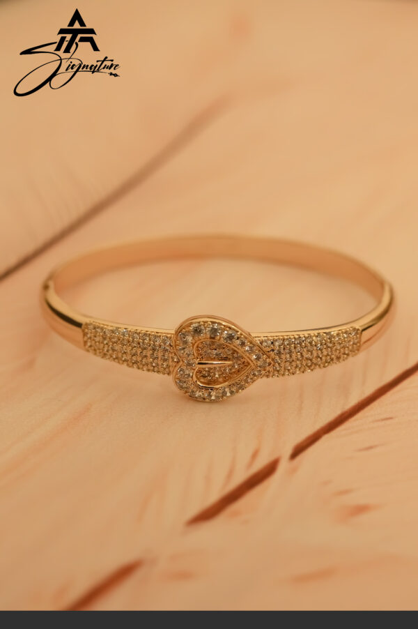 Eternal Love Heart Zircon Bangle