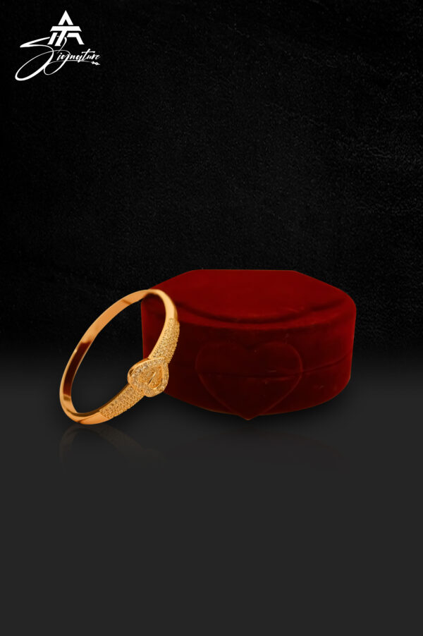 Eternal Love Heart Zircon Bangle - Image 2