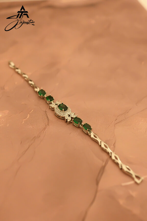 Silver Aurora Emerlad Green Bracelet - Image 2