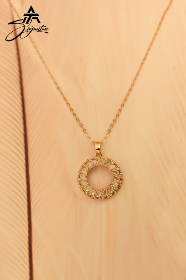 Golden Wreath Crystal Pendant Set - Image 3